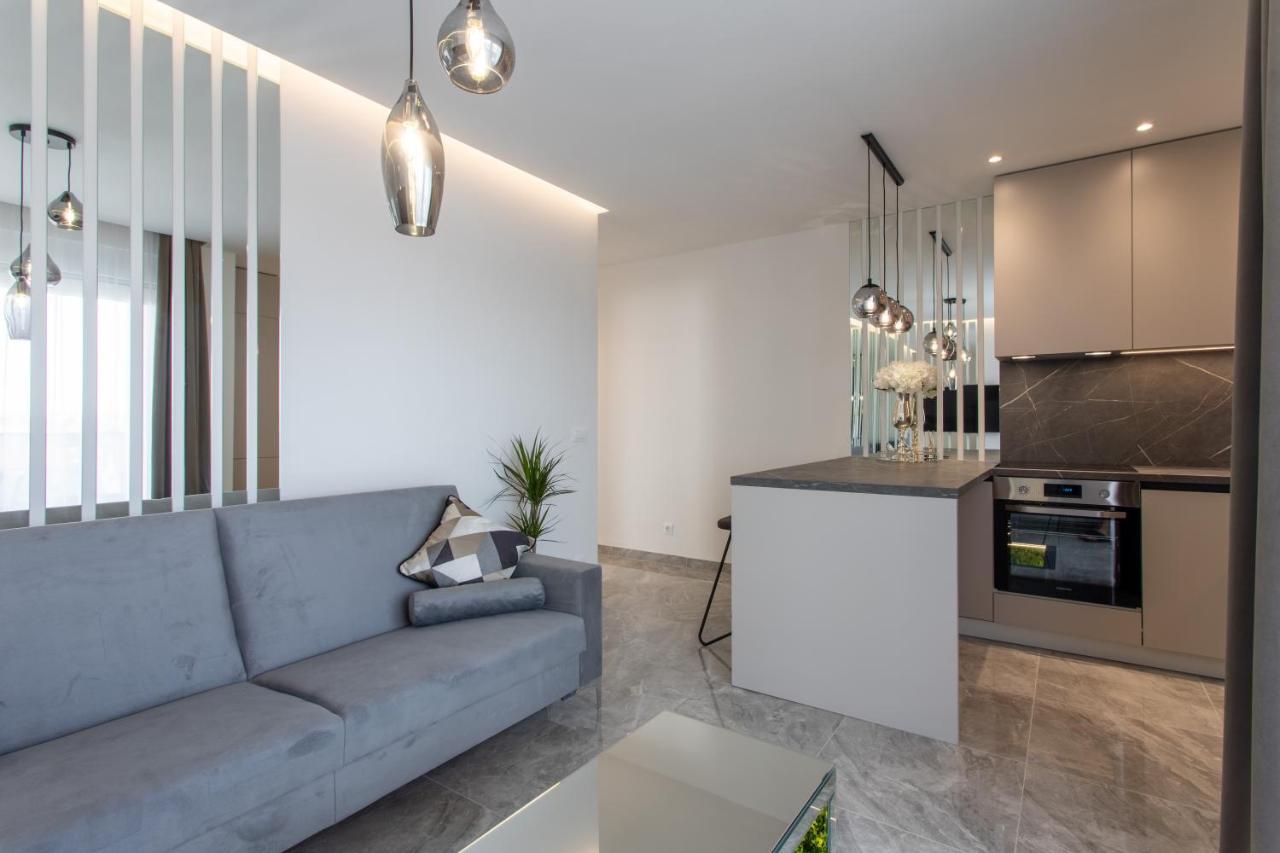 Apartments Taratta 1 Trogir Exterior photo